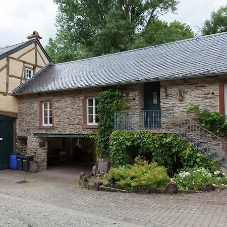 Casa de Férias Mosel Mill Garden Maring-Noviand