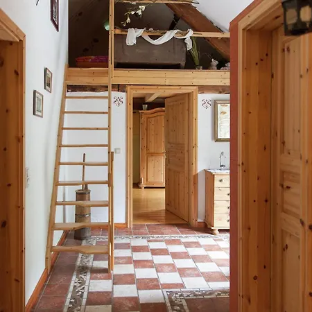 Mosel Mill Garden Maring-Noviand